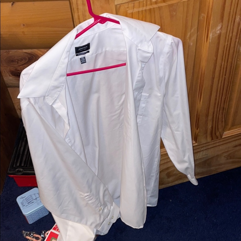 Men’s small white dress shirt